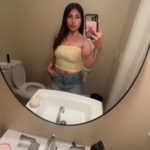 Meet your Posher, Veronica